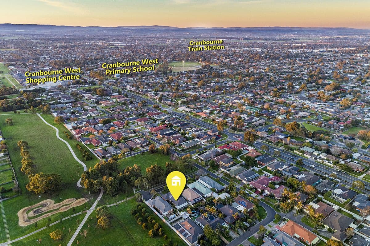 4 Oakmont Place, Cranbourne West VIC 3977, Cranbourne West - Thumbnail 5