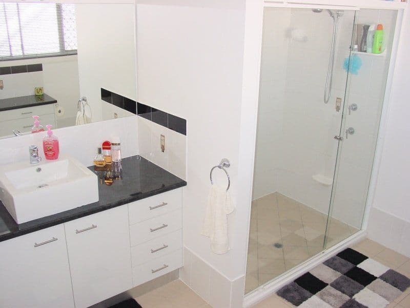 21 Antipodes Close, Castaways Beach - Thumbnail 8