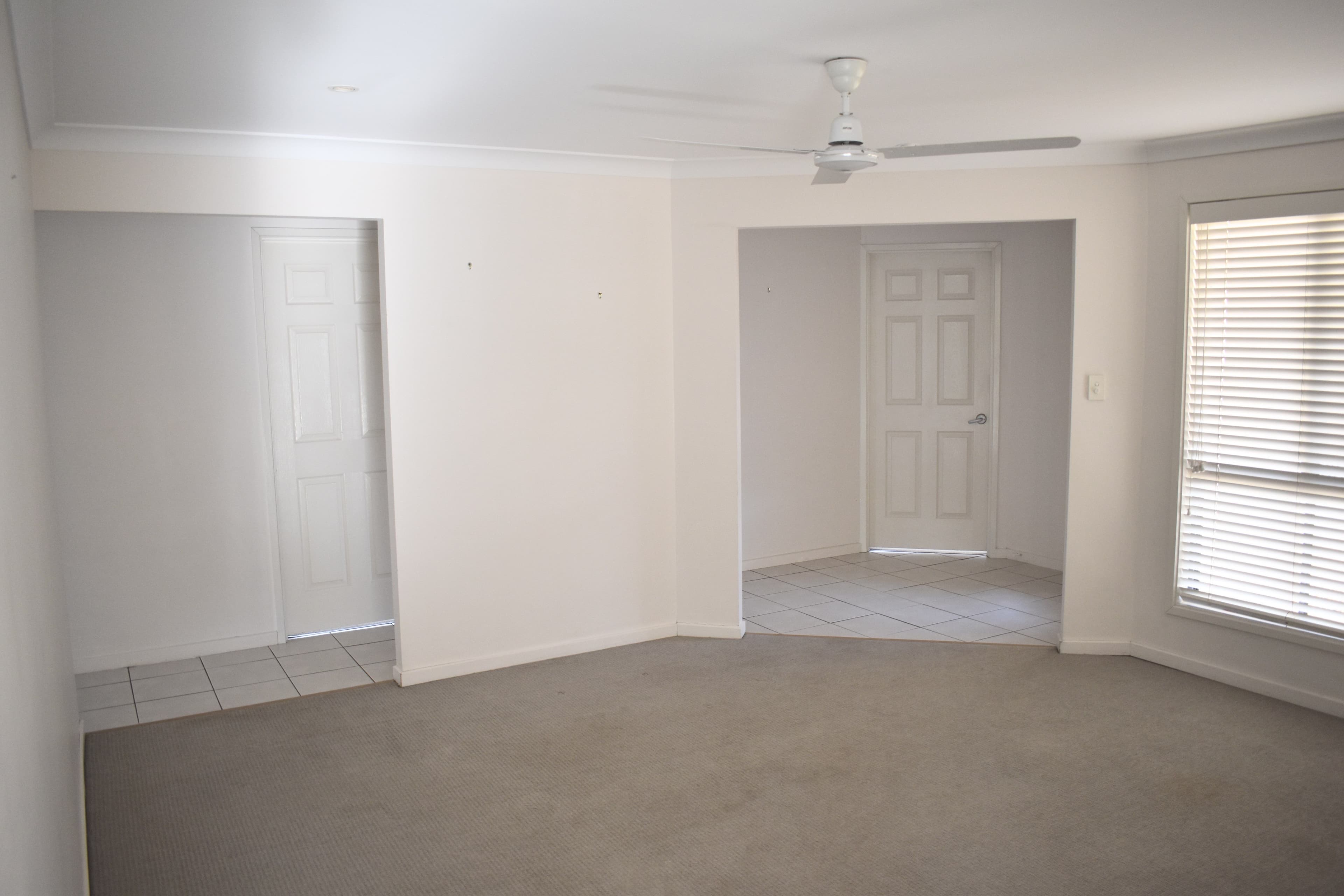 10 Cowan Crescent, Emerald QLD 4720, Emerald - Thumbnail 4