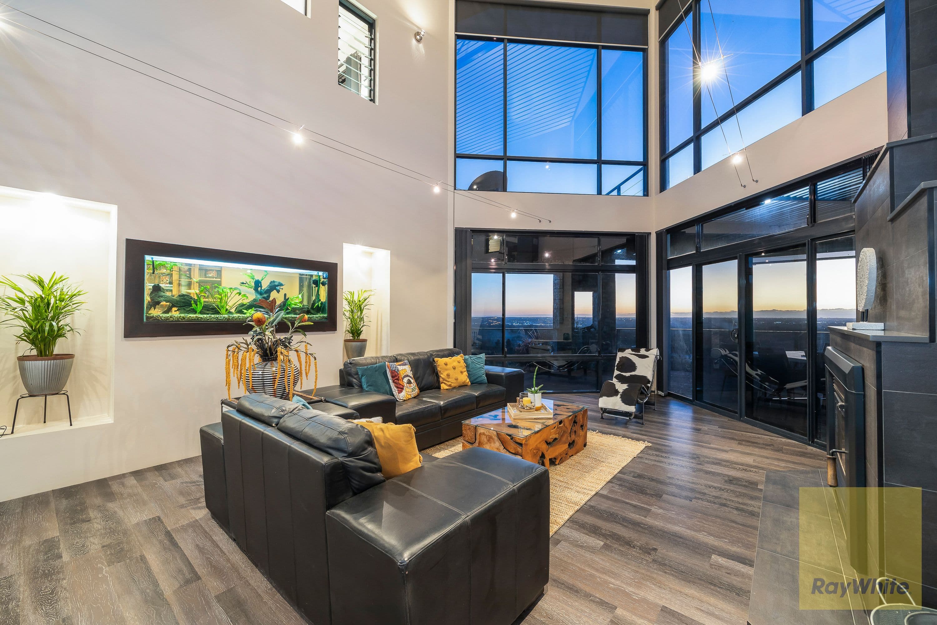 231 Crystal Brook Road, Wattle Grove WA 6107, Wattle Grove - Thumbnail 3