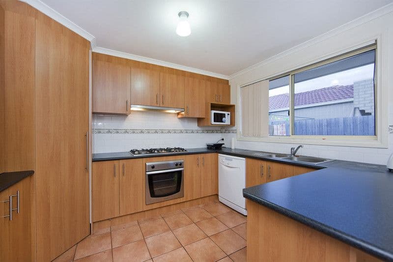 14 May Avenue, ALTONA MEADOWS VIC 3028, Altona Meadows - Thumbnail 3