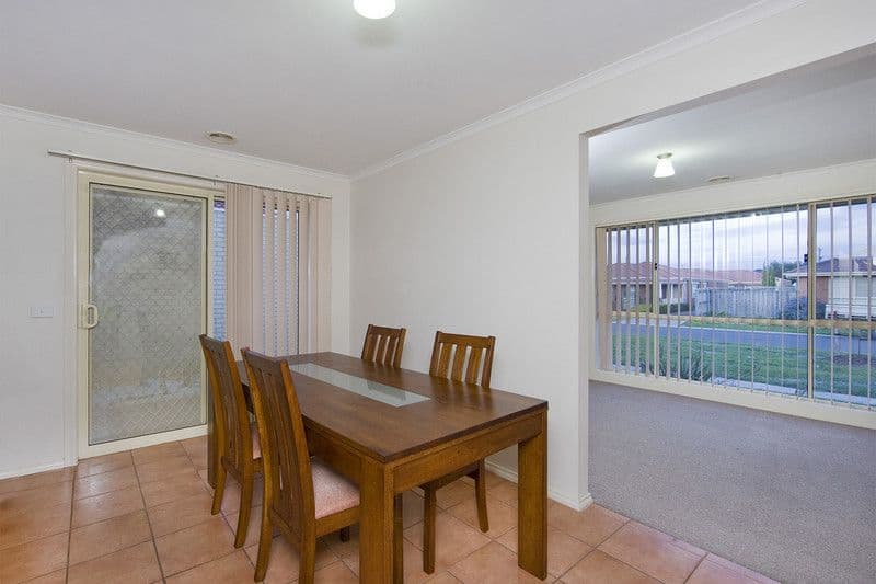 14 May Avenue, ALTONA MEADOWS VIC 3028, Altona Meadows - Thumbnail 6