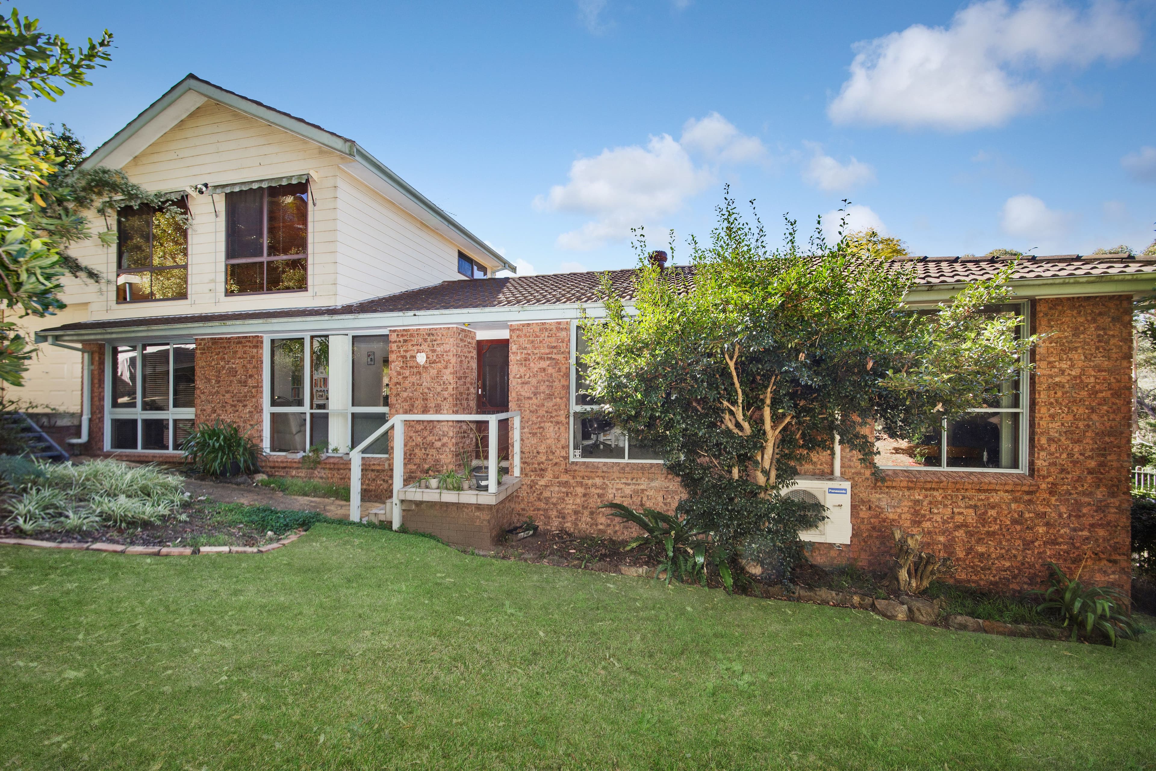 113 Blaxland Drive, Illawong NSW 2234, Illawong - Image 1