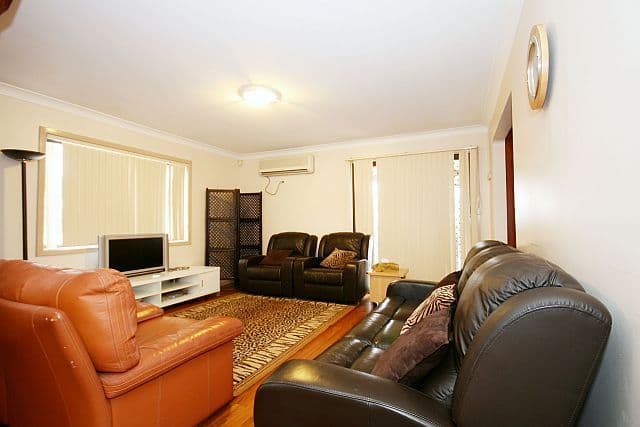 4 Jensen Street, CONDELL PARK NSW 2200, Condell Park - Thumbnail 4