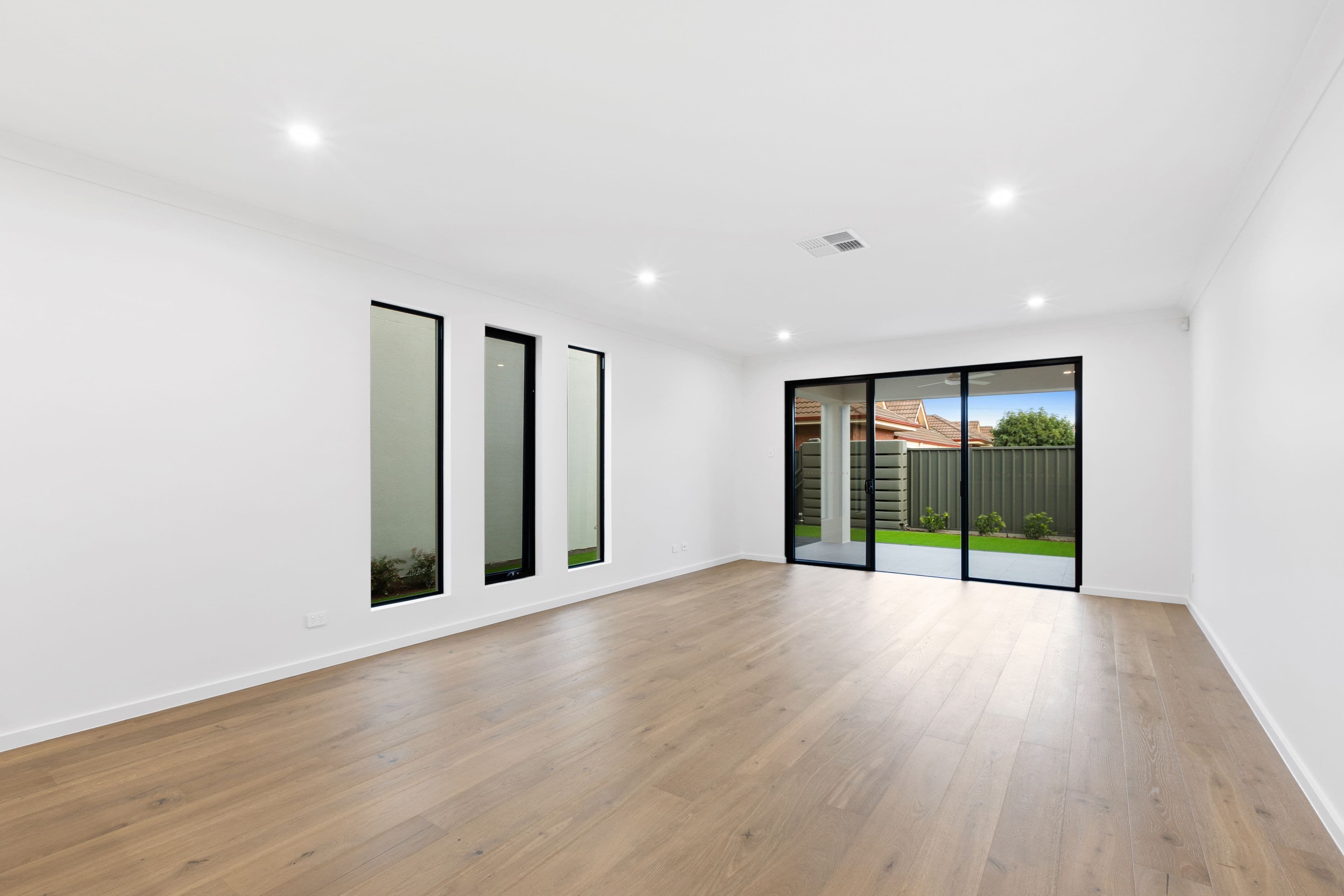 5 Golfers Avenue, Seaton SA 5023, Seaton - Thumbnail 5