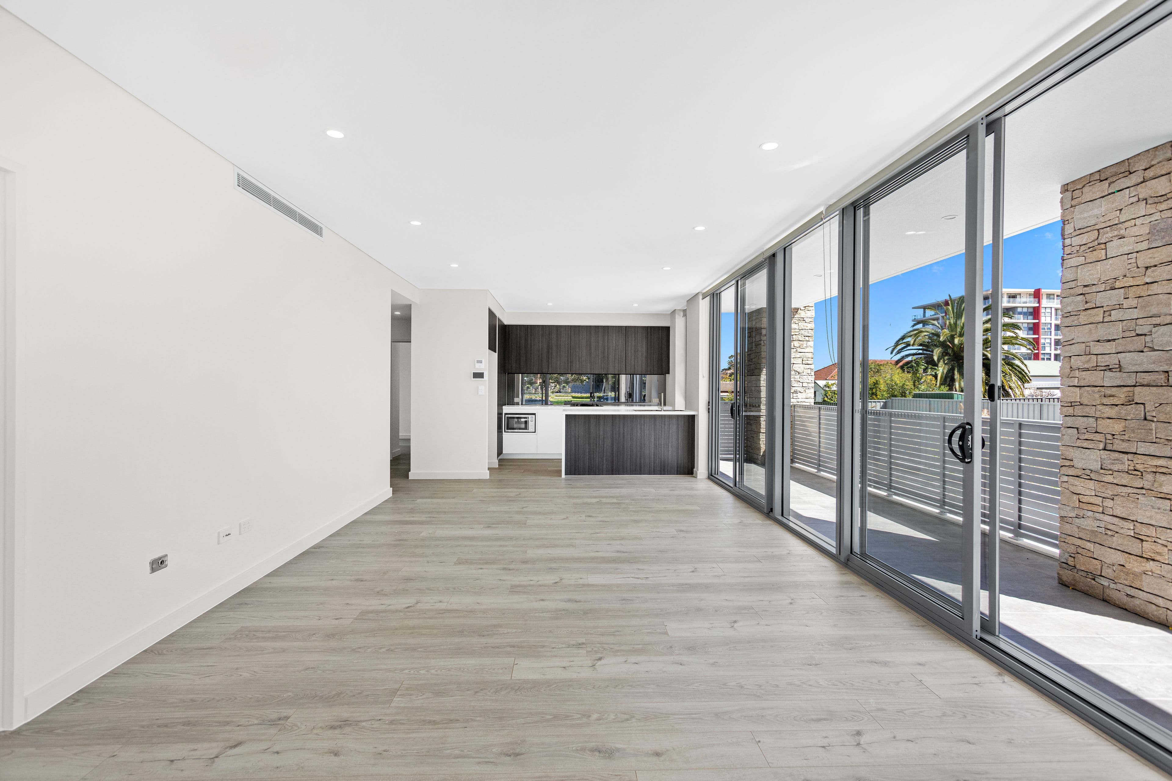 2-4 Beatson Street, Wollongong NSW 2500, Wollongong - Thumbnail 2