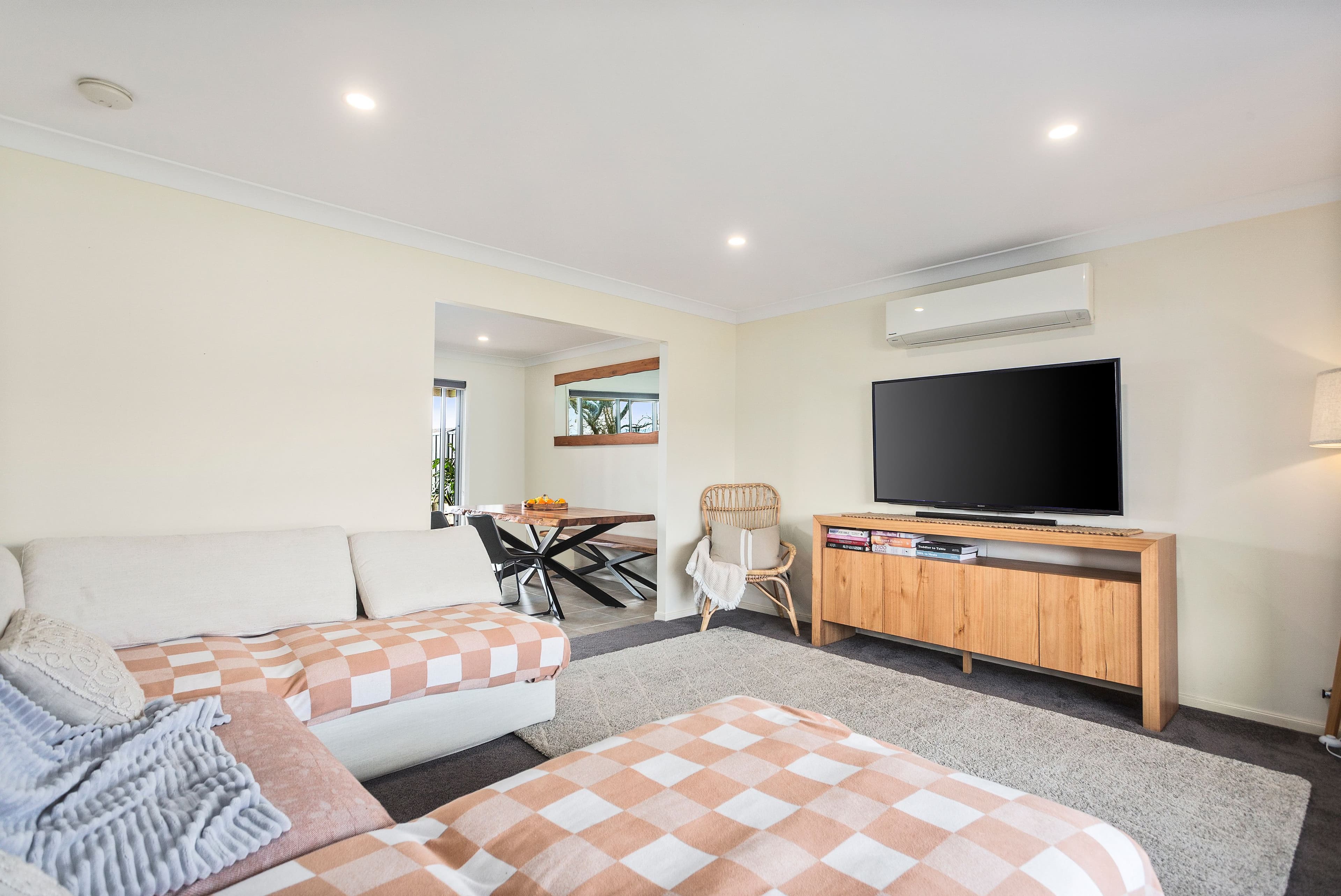 9 Crest Road, Albion Park NSW 2527, Albion Park - Thumbnail 2