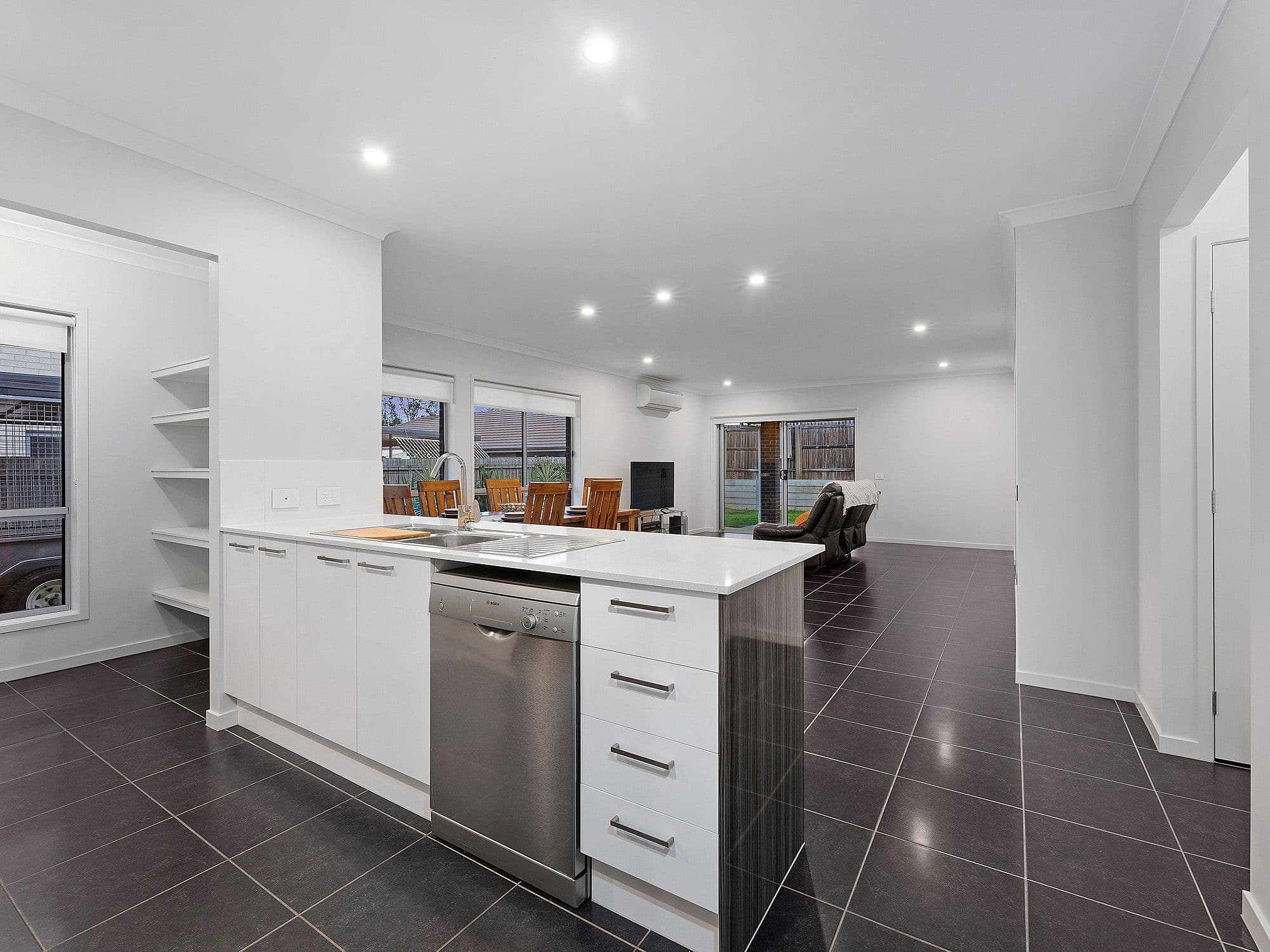 3 Grevillea Street, Ripley QLD 4306, Ripley - Thumbnail 5