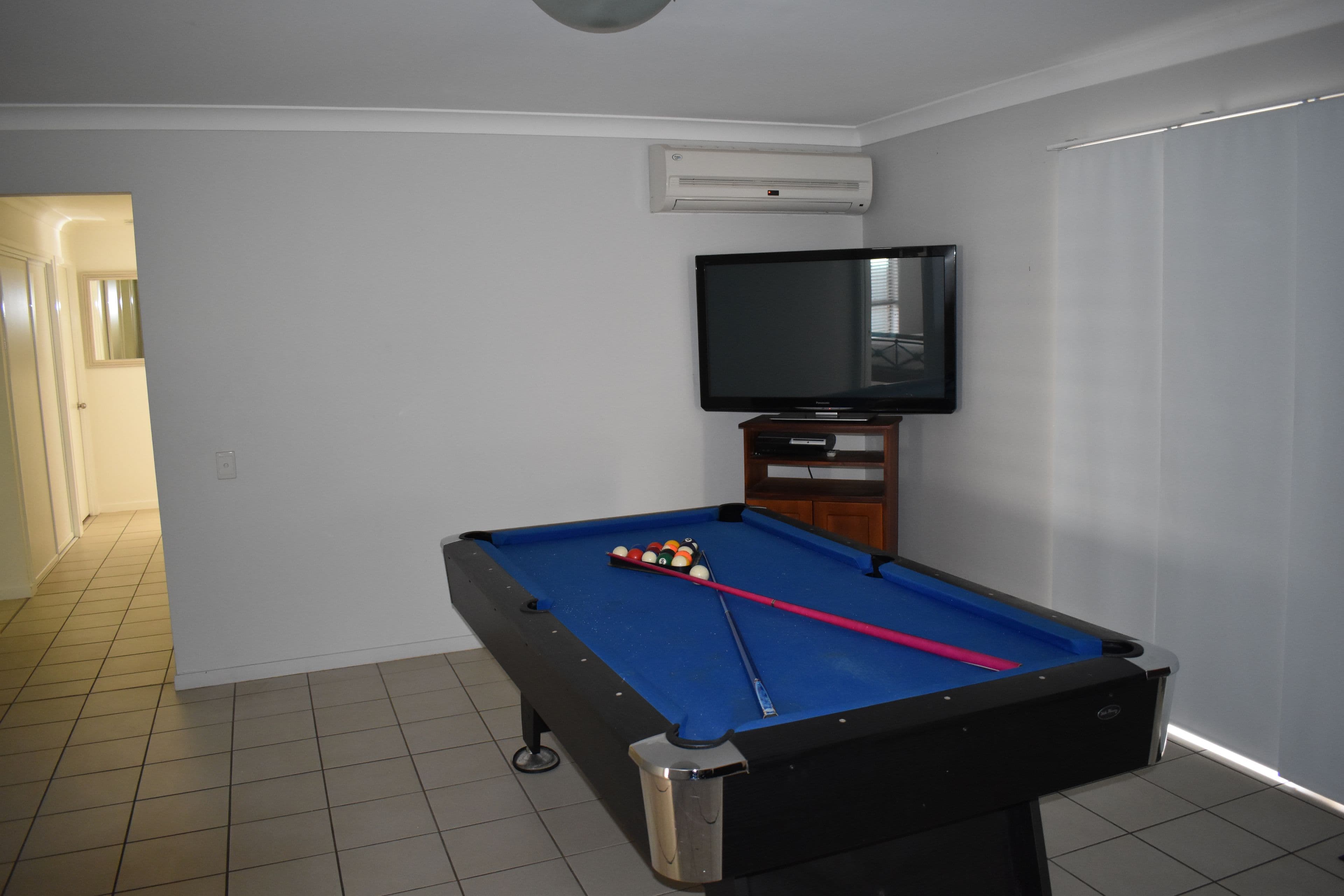 2 Cowan Crescent, Emerald QLD 4720, Emerald - Thumbnail 5