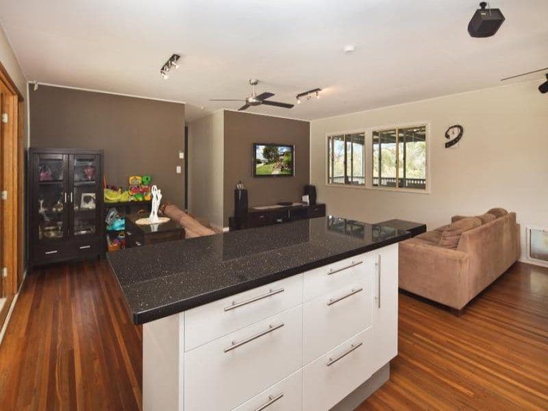 133 Camelia Avenue, EVERTON HILLS QLD 4053, Everton Hills - Thumbnail 6