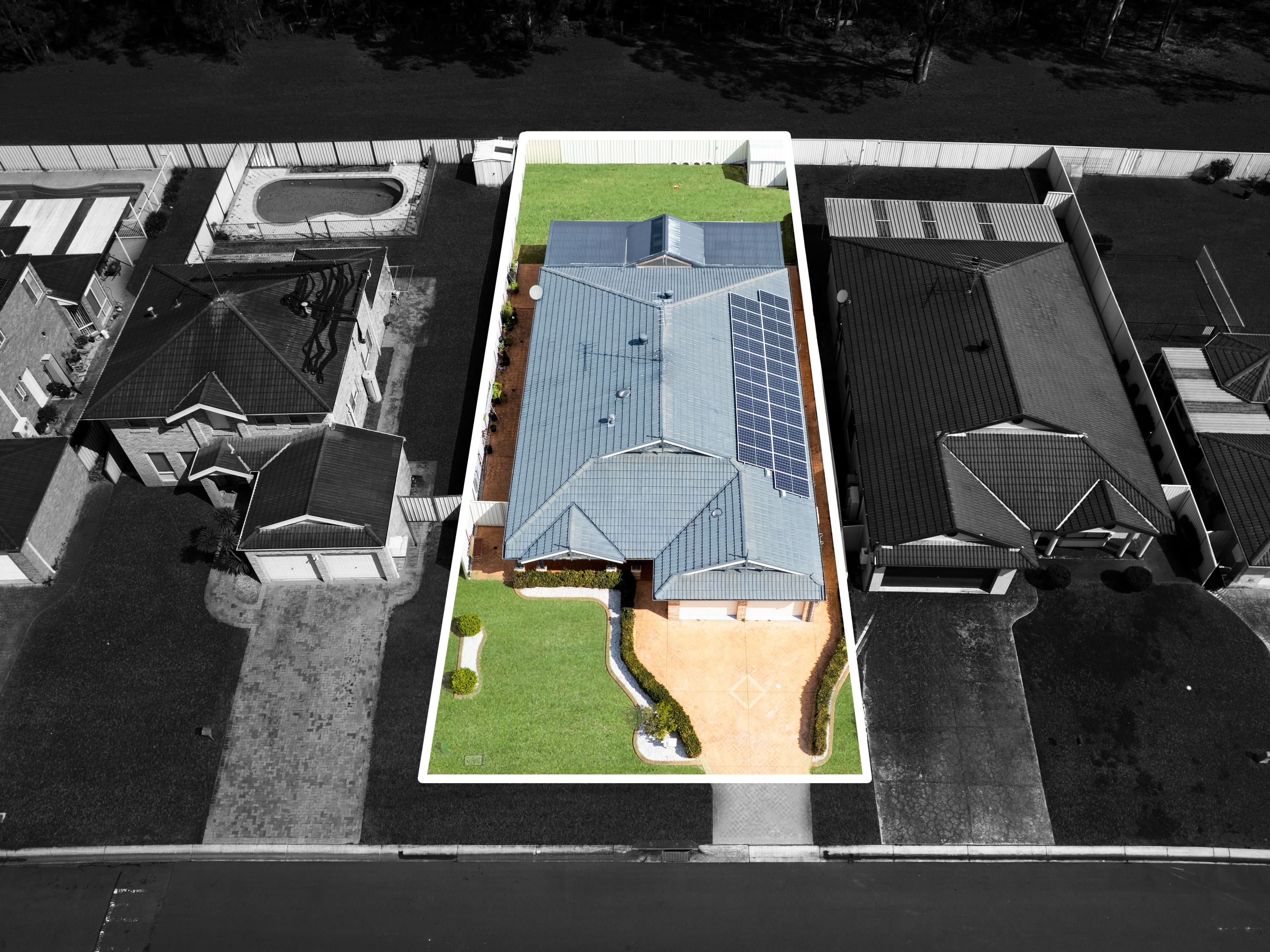 39 Lysander Avenue, Rosemeadow NSW 2560, Rosemeadow - Thumbnail 2
