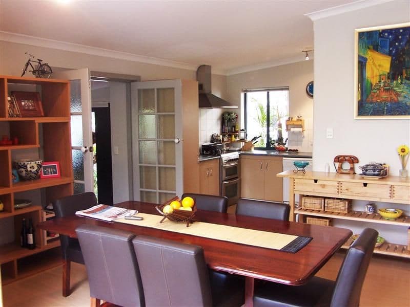 10 Hope Crescent, LESMURDIE WA 6076, Lesmurdie - Thumbnail 2