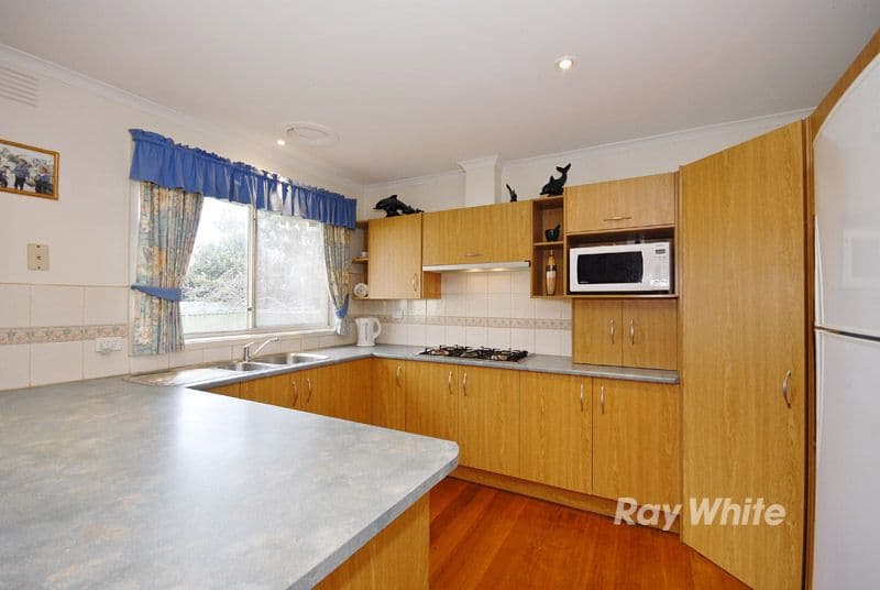 11 Heswall Court, WANTIRNA VIC 3152, Wantirna - Thumbnail 2