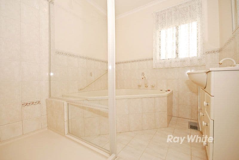 11 Heswall Court, WANTIRNA VIC 3152, Wantirna - Thumbnail 5