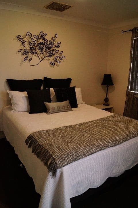 5 limerick Street, COONAMBLE NSW 2829, Coonamble - Thumbnail 8