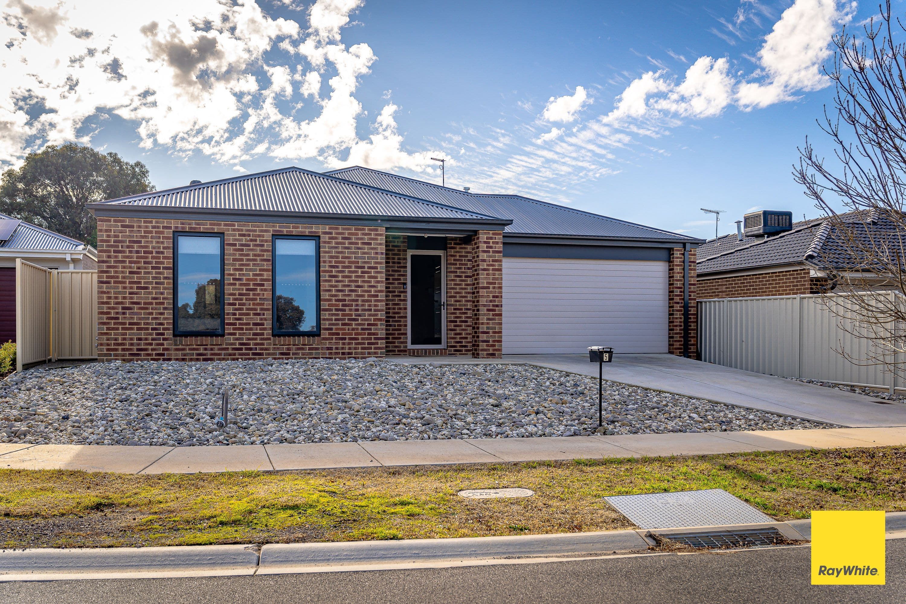 5 Webdon Drive, North Bendigo VIC 3550, North Bendigo - Image 1