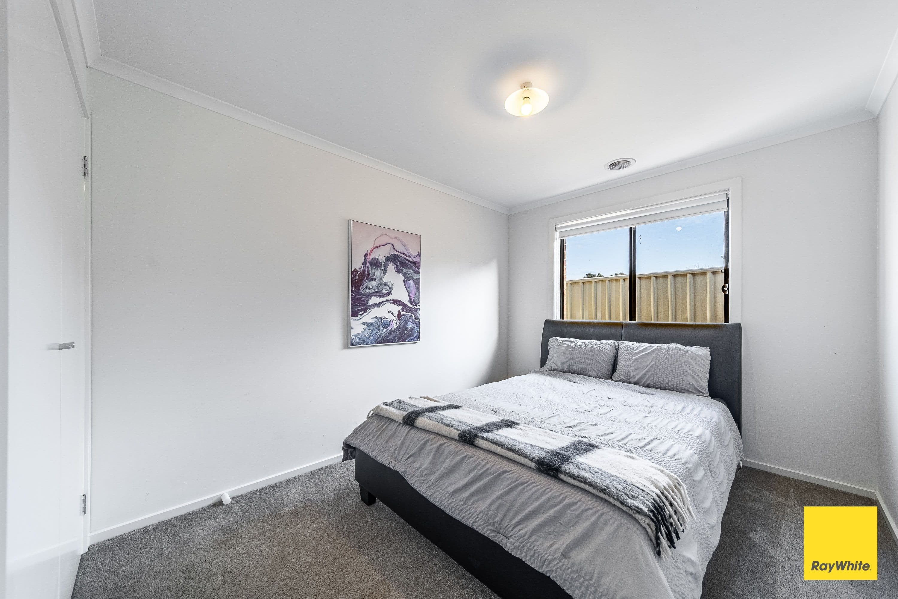 5 Webdon Drive, North Bendigo VIC 3550, North Bendigo - Thumbnail 7