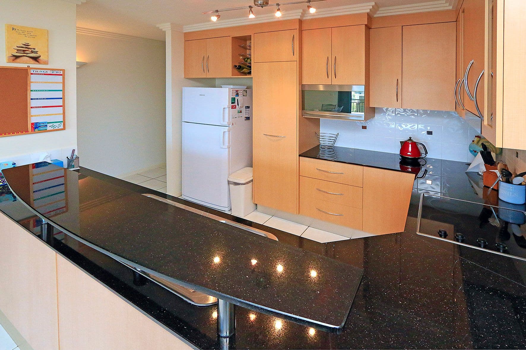 Unit 2, 7 Cliff Street, Yeppoon QLD 4703, Yeppoon - Thumbnail 3