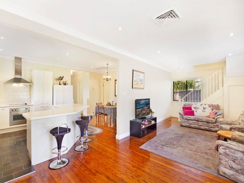 164 Holt Road, TAREN POINT NSW 2229, Taren Point - Thumbnail 2