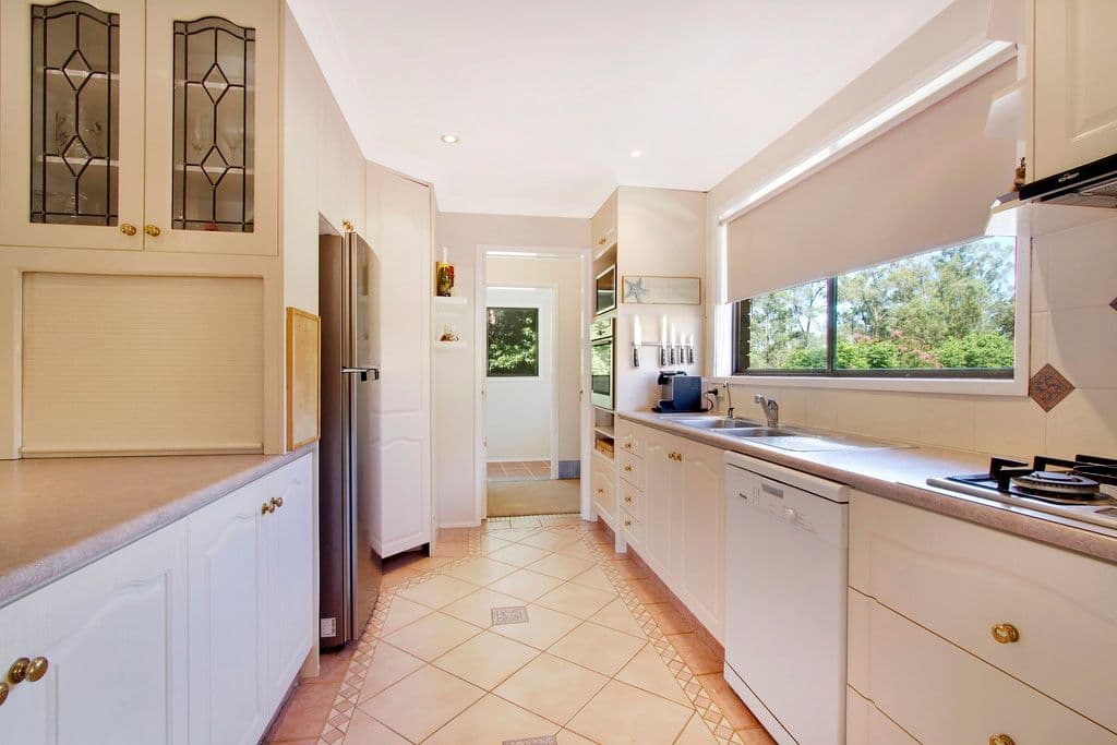 9 Golden Valley Drive, Glossodia - Thumbnail 2