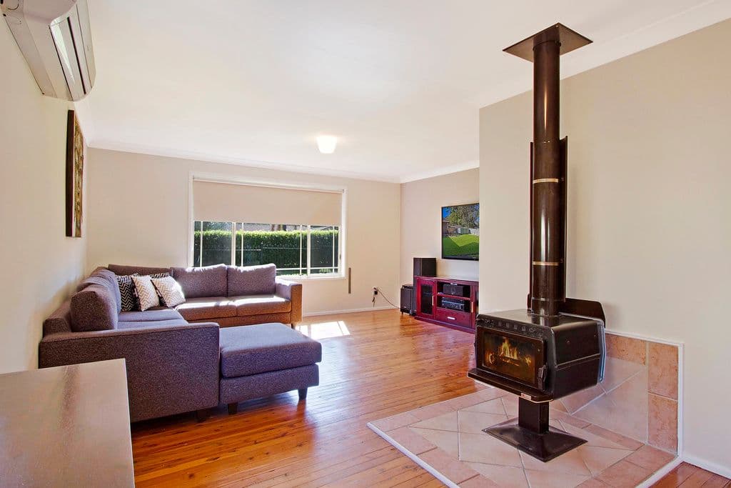 9 Golden Valley Drive, Glossodia - Thumbnail 4