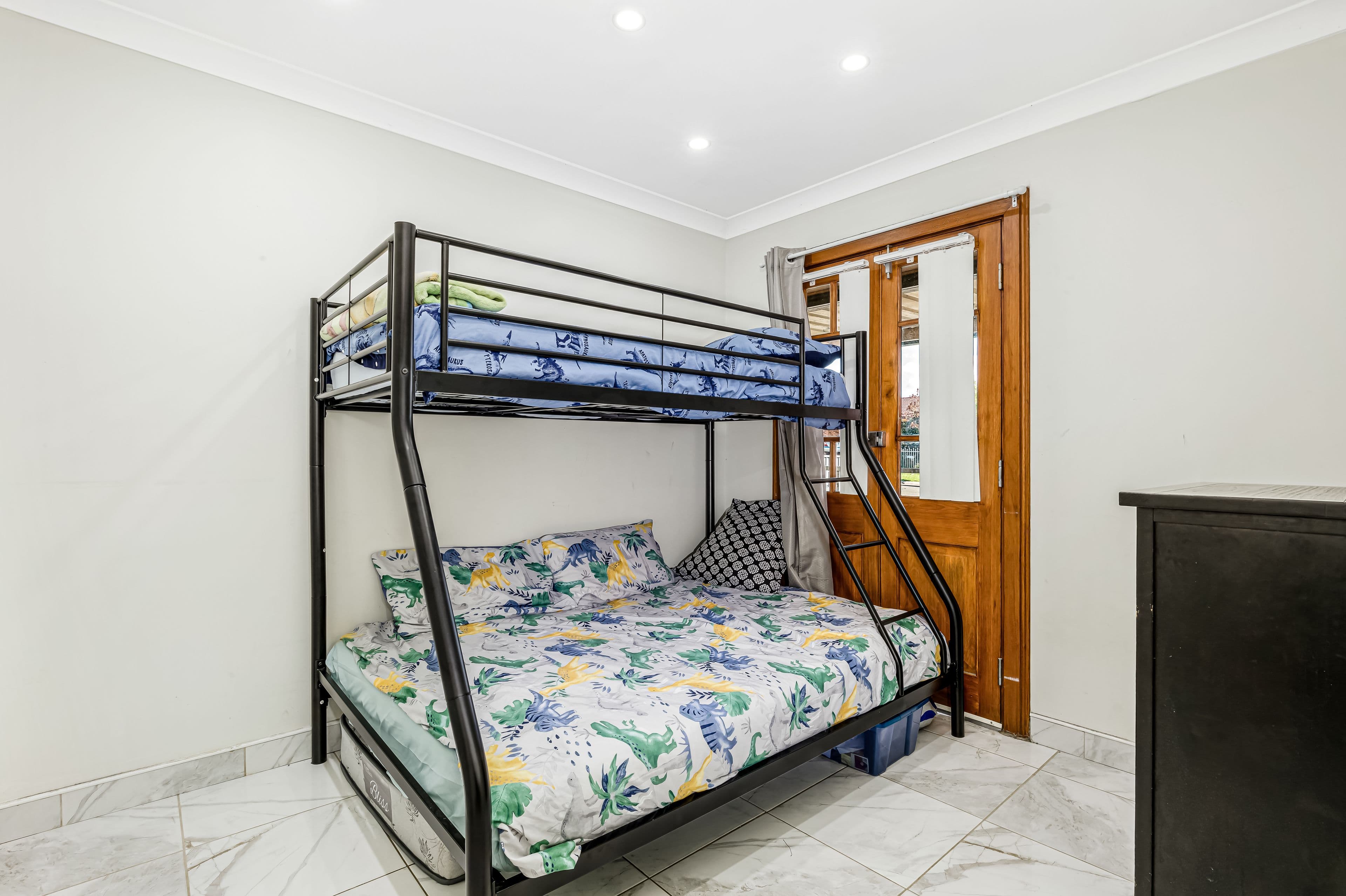 29 Carina Avenue, Hinchinbrook NSW 2168, Hinchinbrook - Thumbnail 5
