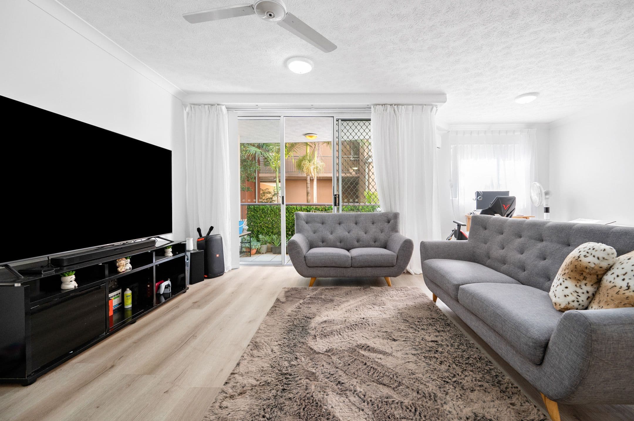 132 High Street, Southport QLD 4215, Southport - Thumbnail 2
