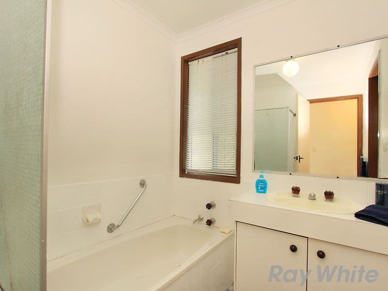 32 Hawbridge Street, CARSELDINE QLD 4034, Carseldine - Thumbnail 7