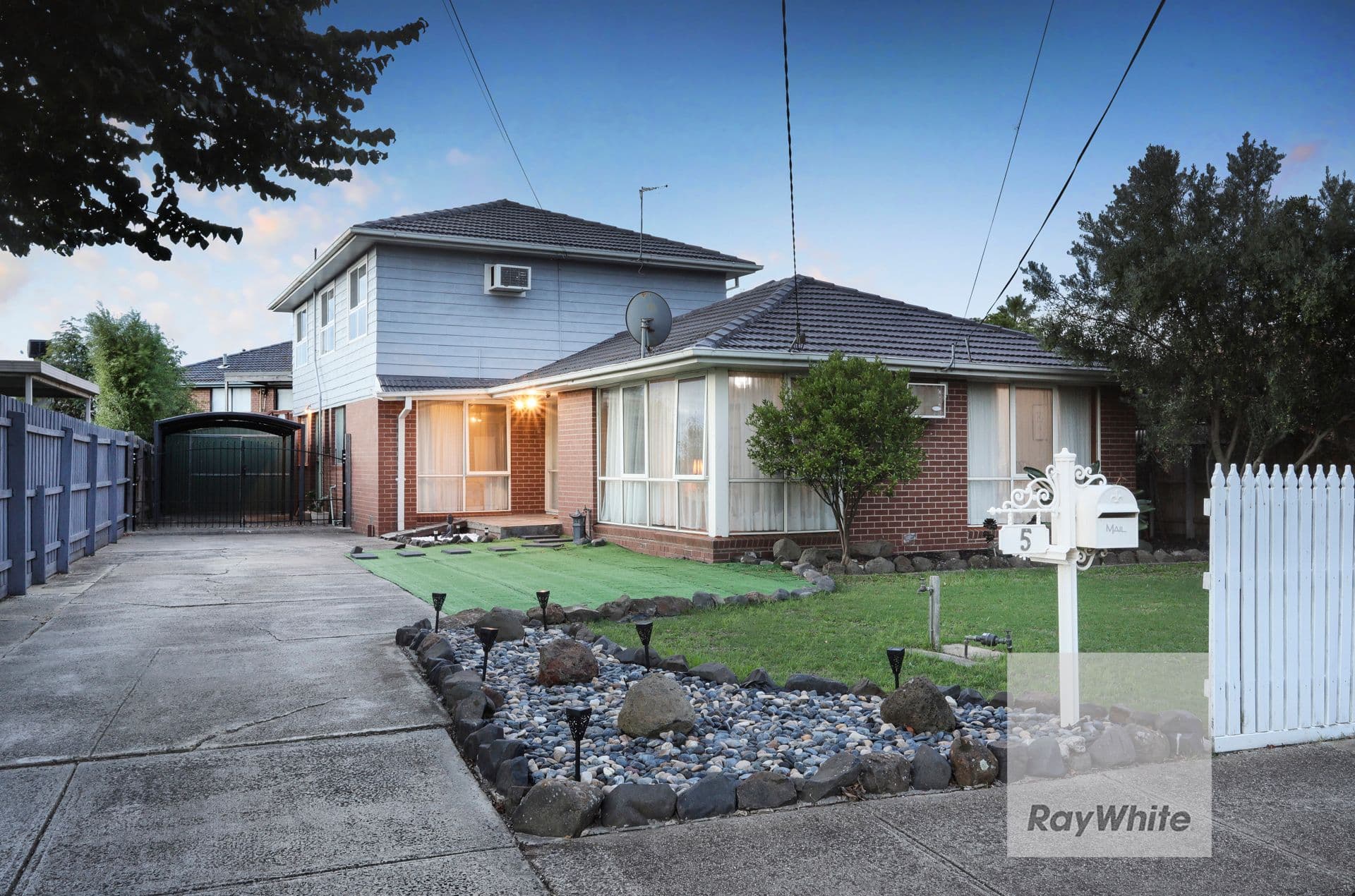 5 Clarke Drive, Gladstone Park VIC 3043, Gladstone Park - Image 1