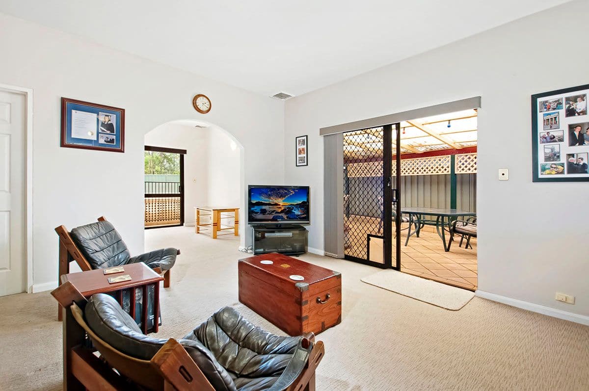 3 Lee Place, ILLAWONG NSW 2234, Illawong - Thumbnail 3