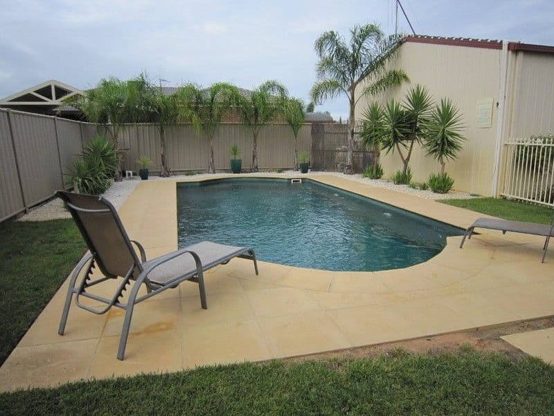 23 McSwains Road, ECHUCA VIC 3564, Echuca - Thumbnail 2