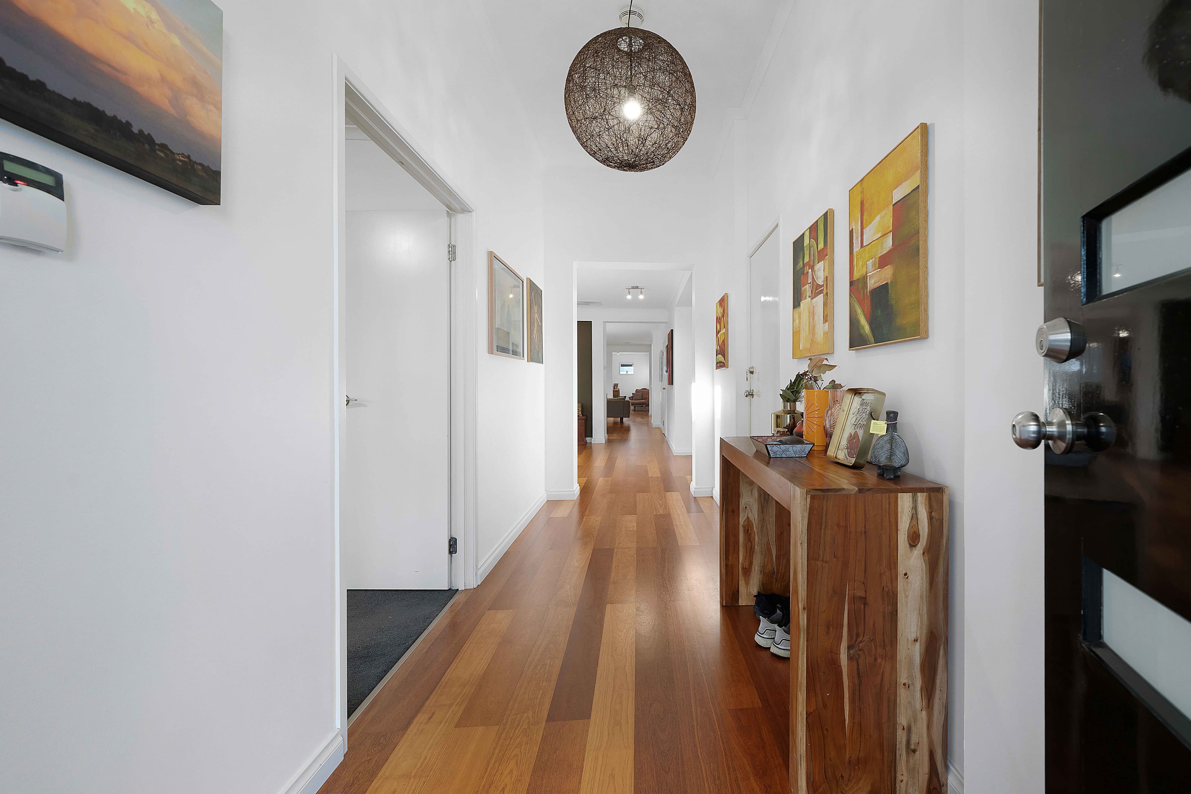 12 Crystal Court, Point Cook VIC 3030, Point Cook - Thumbnail 3