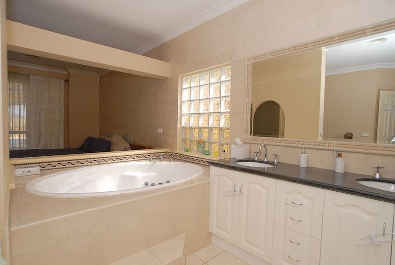 16 Golden Ash Grove, HOPPERS CROSSING VIC 3029, Hoppers Crossing - Thumbnail 6