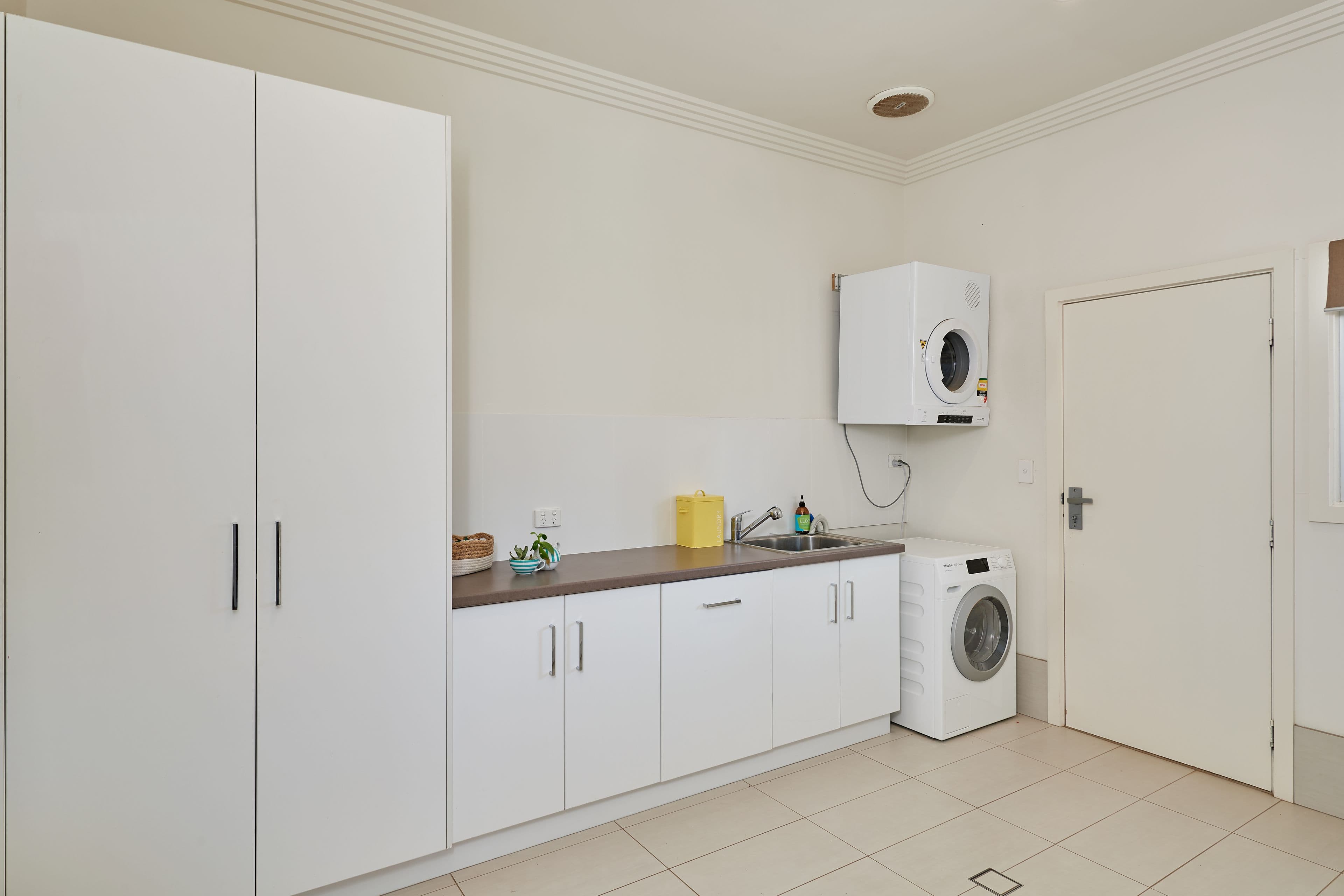 20 Peppermint Drive, Springvale - Thumbnail 8