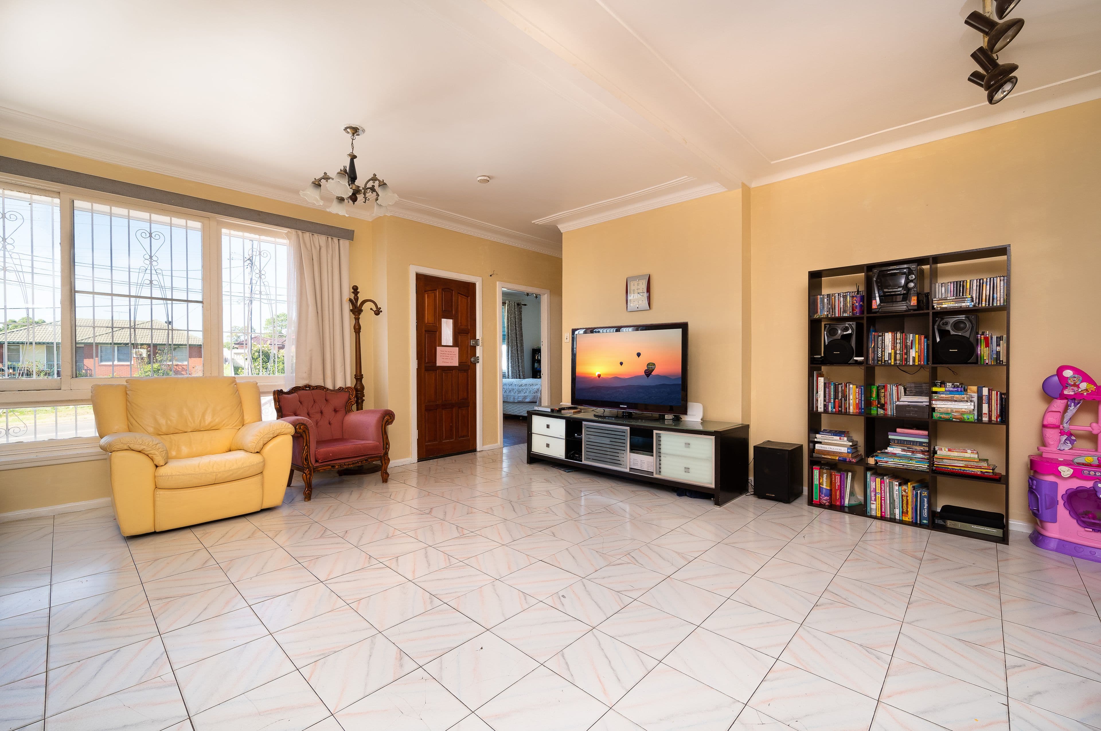 304 Smithfield Road, Fairfield West - Thumbnail 5