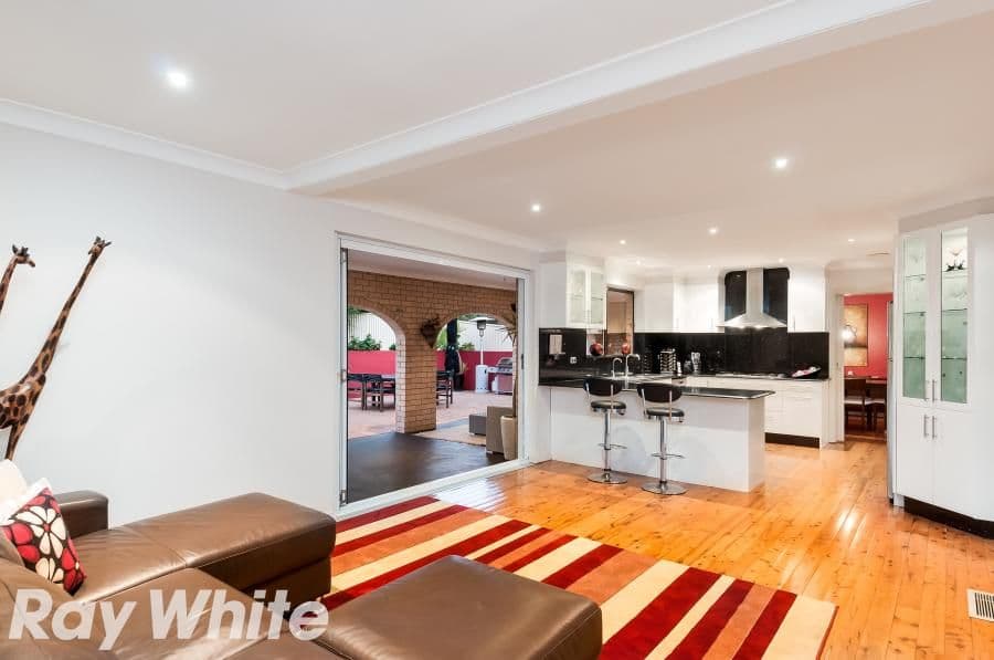 10 Thompson Place, BAULKHAM HILLS NSW 2153, Baulkham Hills - Thumbnail 3