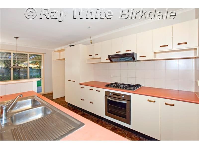 5 Finnegan Court, BIRKDALE QLD 4159, Birkdale - Thumbnail 3