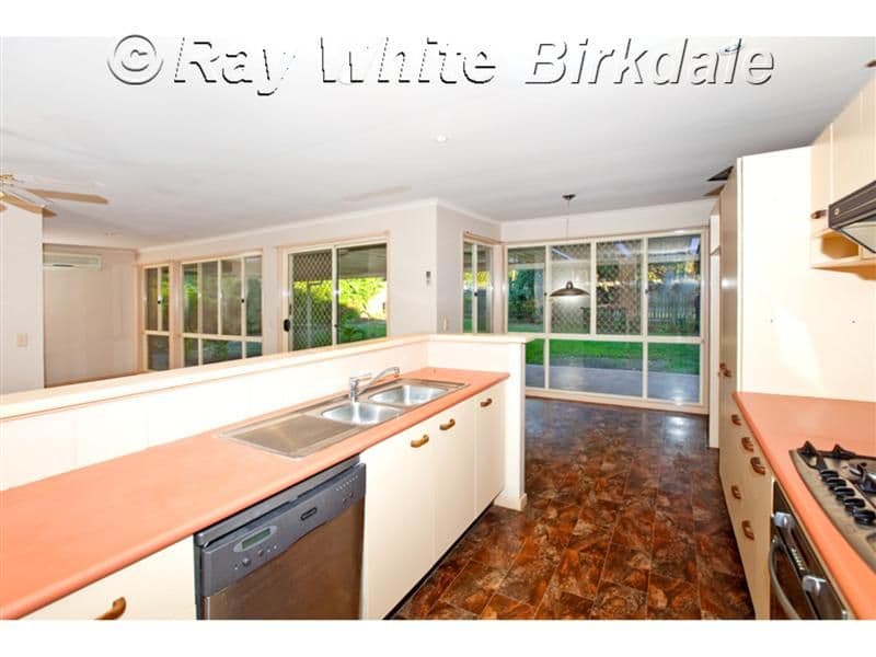 5 Finnegan Court, BIRKDALE QLD 4159, Birkdale - Thumbnail 6