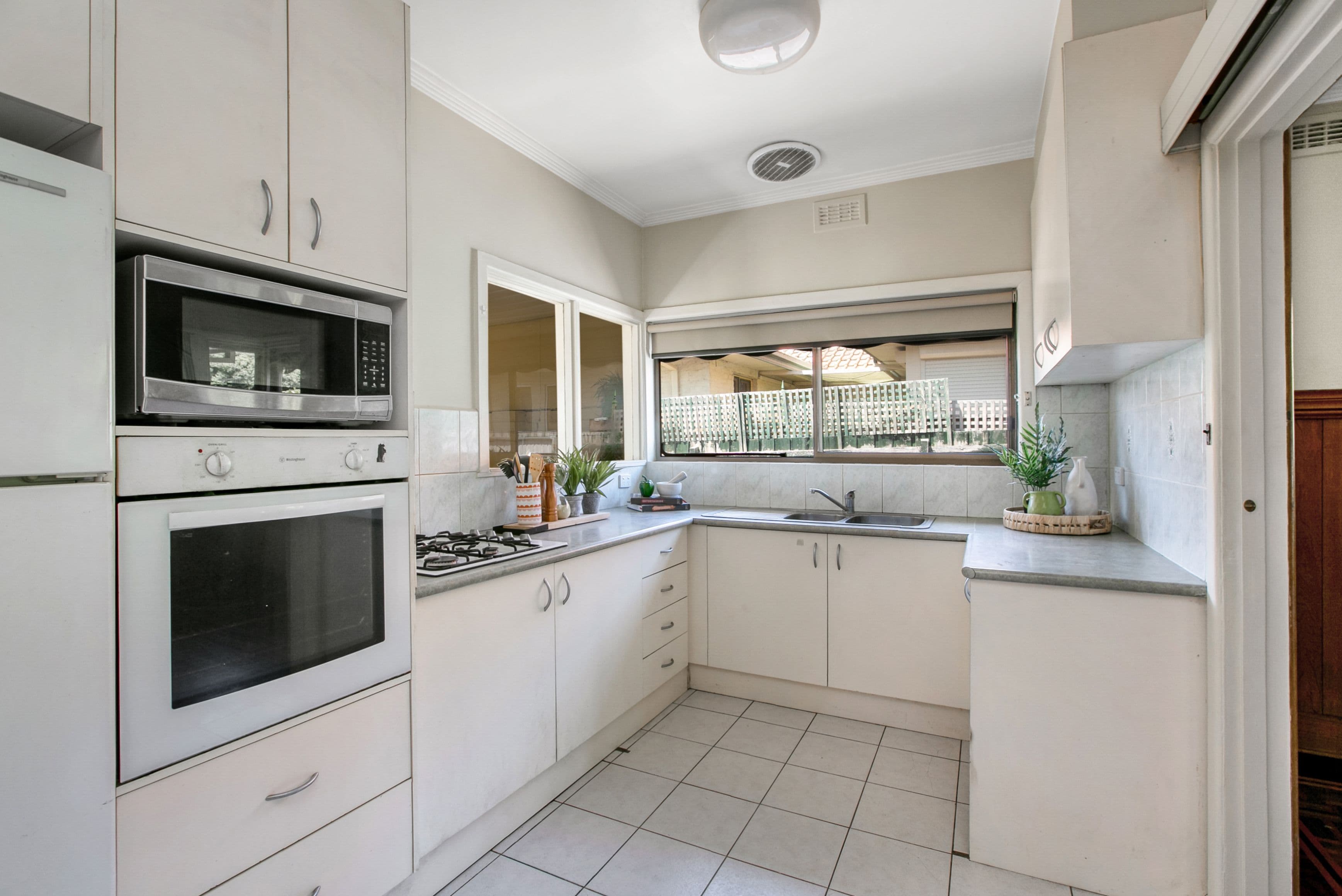 8 Benambra Street, Preston VIC 3072, Preston - Thumbnail 3