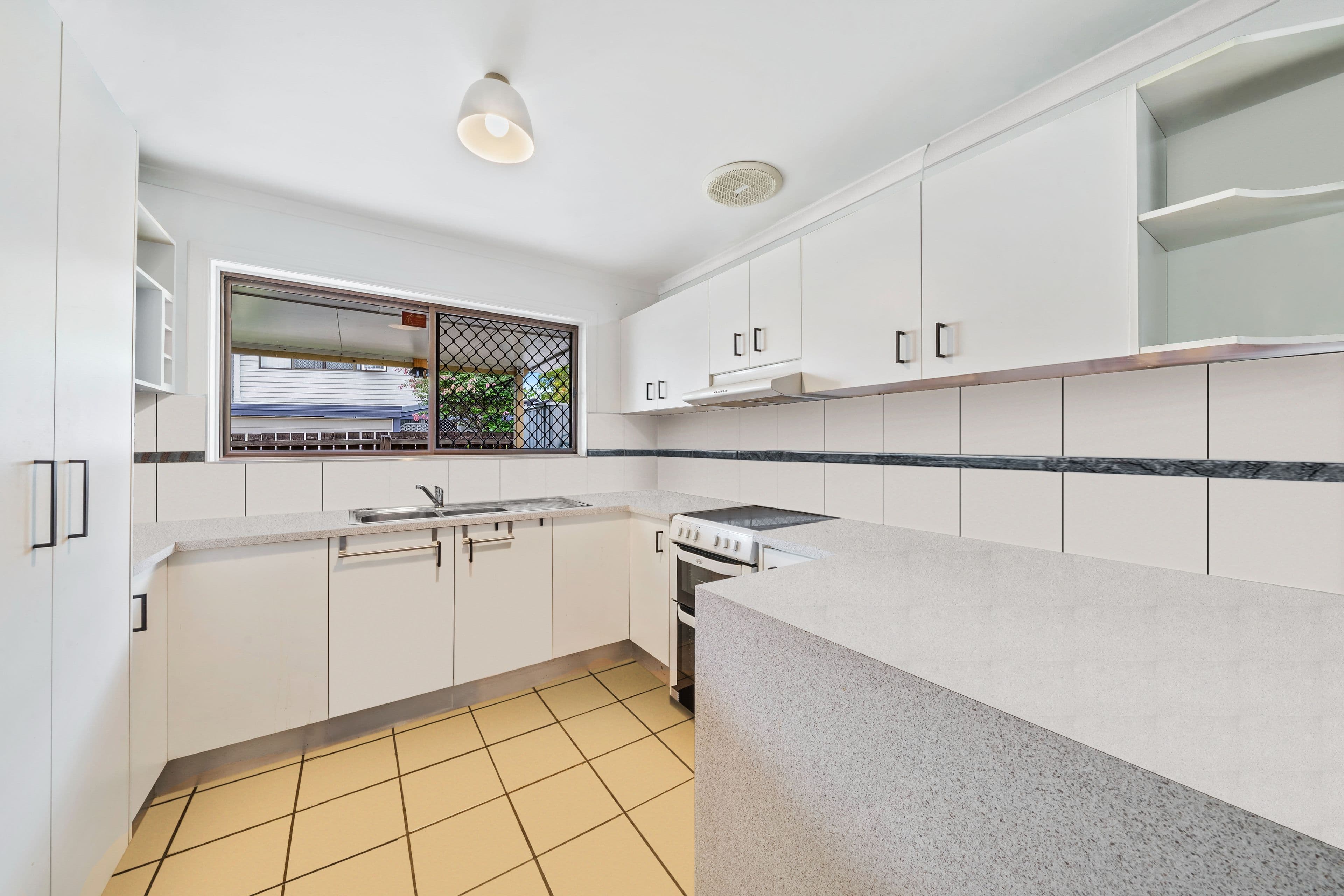 4 Oval Street, Beenleigh QLD 4207, Beenleigh - Thumbnail 3