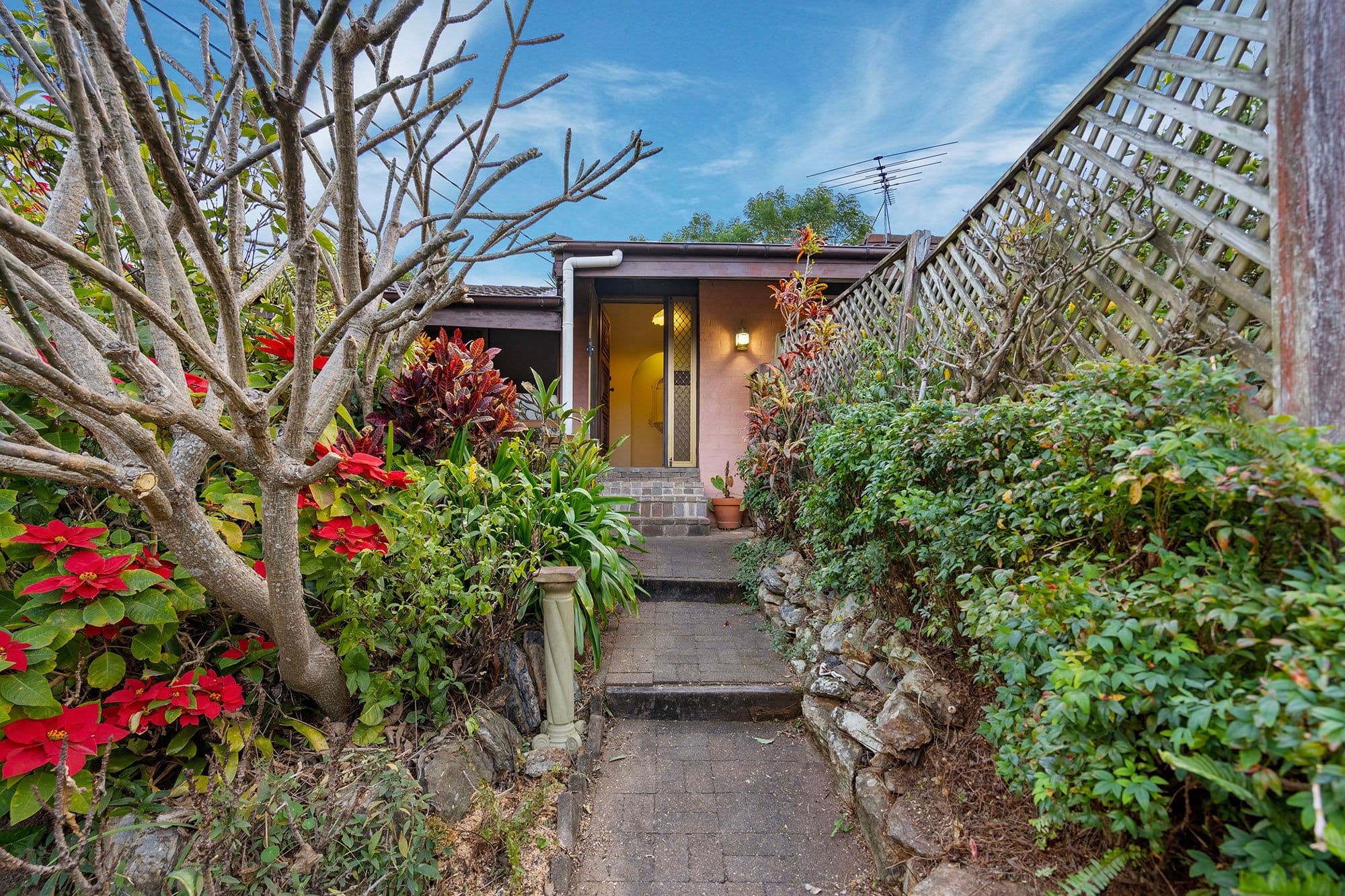 30 Azanian Street, Upper Mount Gravatt QLD 4122, Upper Mount Gravatt - Thumbnail 2