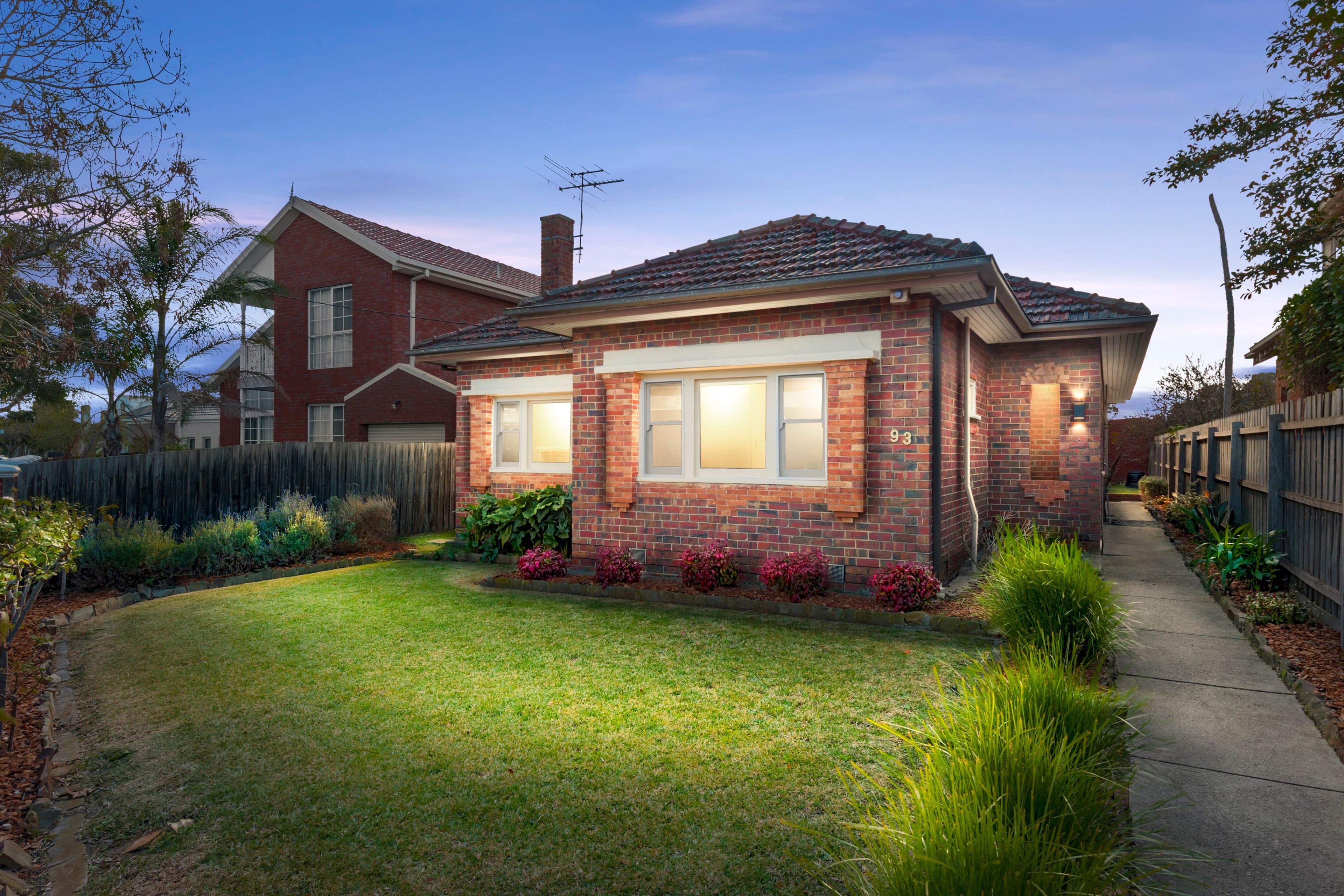 93 Willesden Road, Hughesdale VIC 3166, Hughesdale - Image 1