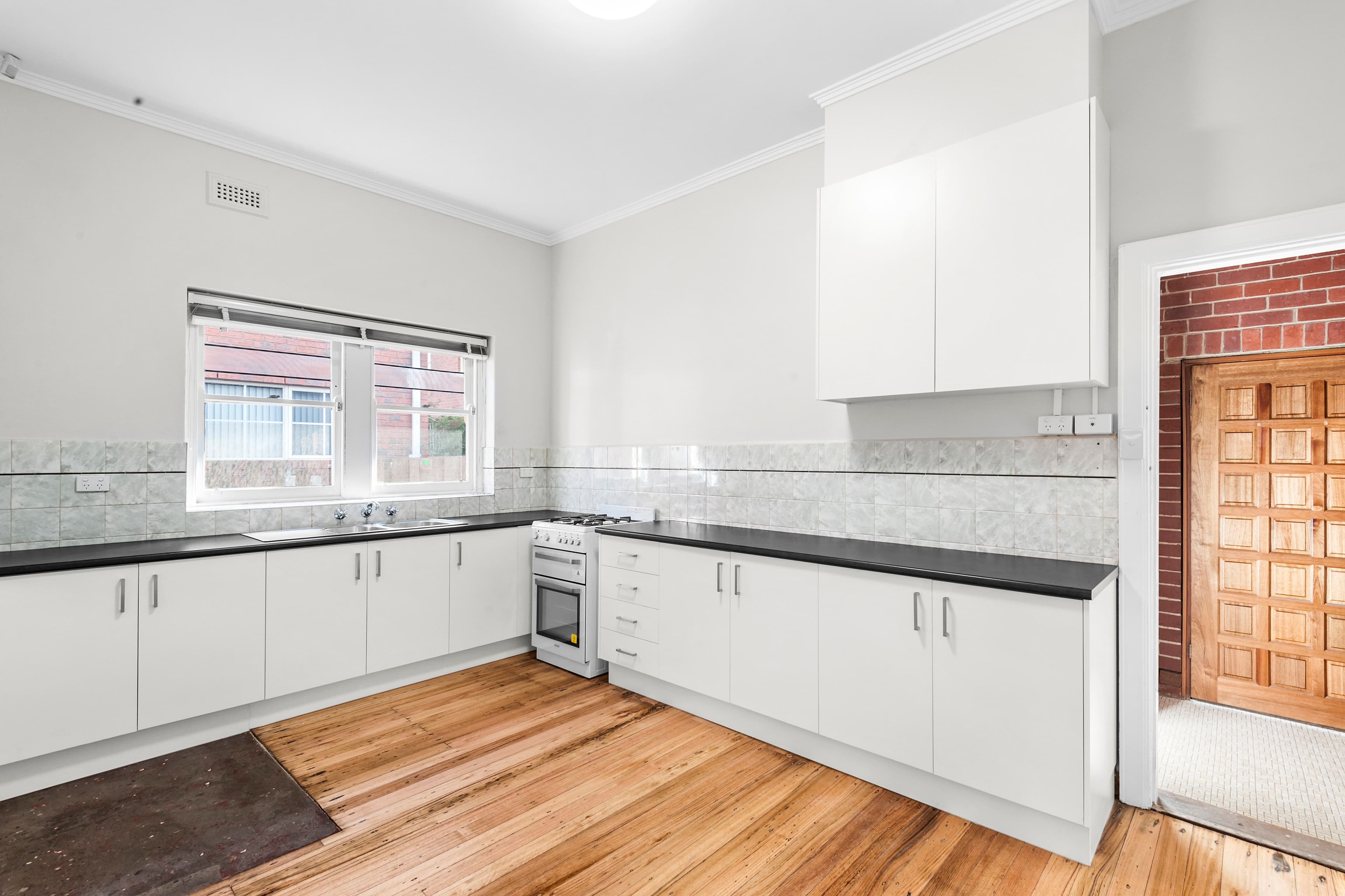93 Willesden Road, Hughesdale VIC 3166, Hughesdale - Thumbnail 5