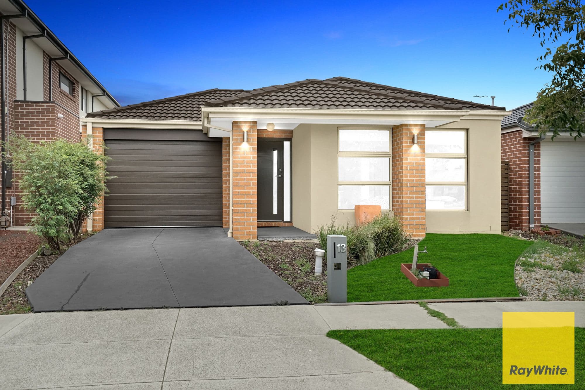 13 Totem Way, Point Cook VIC 3030, Point Cook - Thumbnail 2
