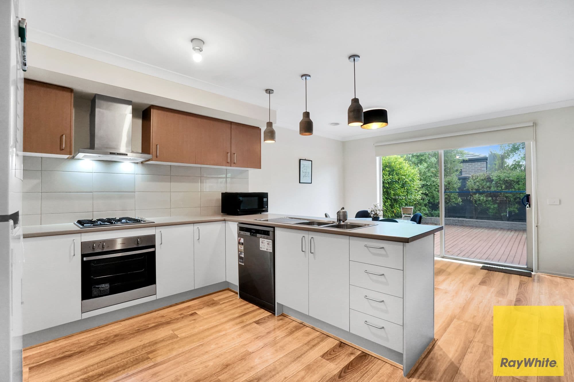 13 Totem Way, Point Cook VIC 3030, Point Cook - Thumbnail 5