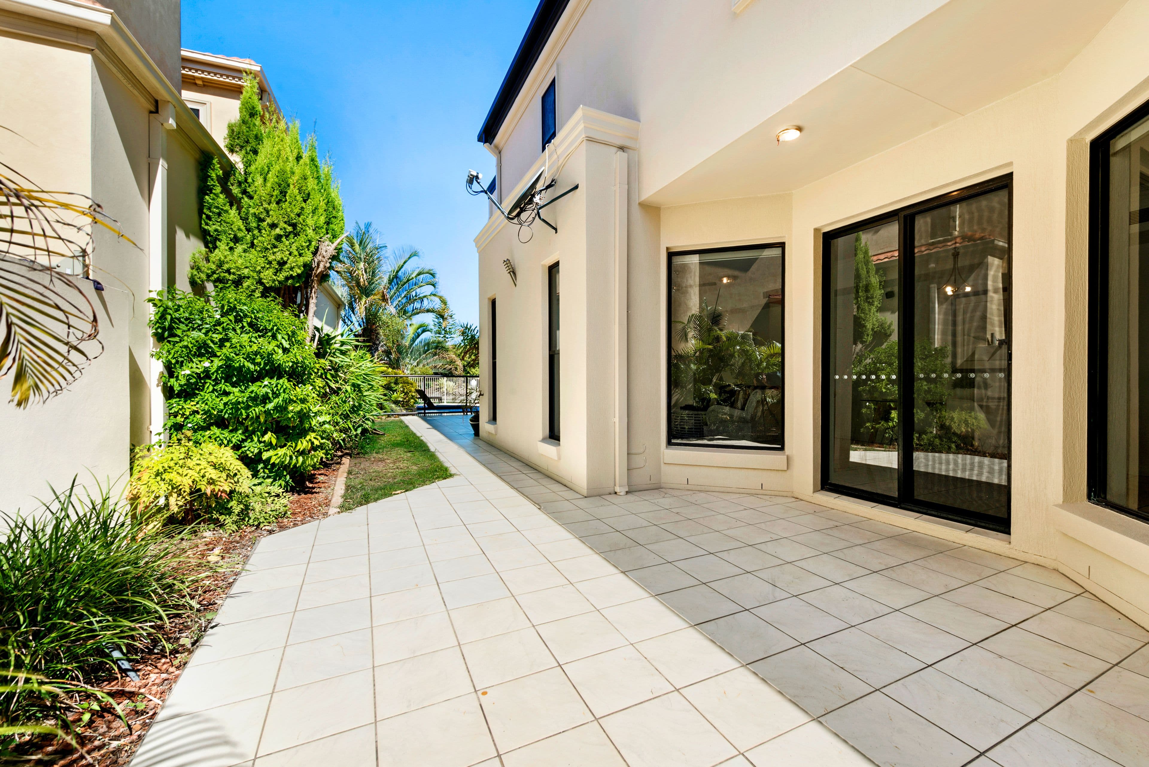 8049 The Parkway, Sanctuary Cove QLD 4212, Sanctuary Cove - Thumbnail 3
