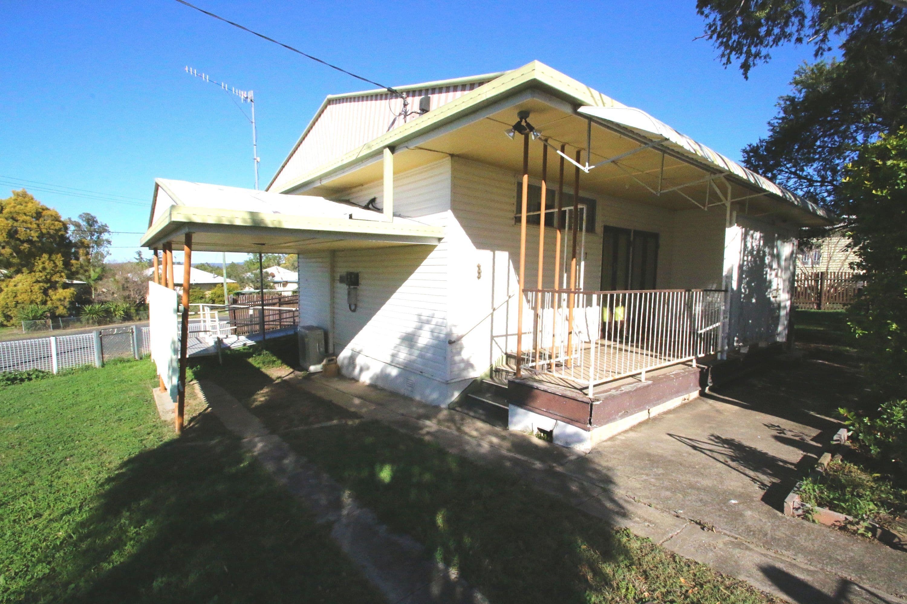 38 Kelvin Street, Monto QLD 4630, Monto - Image 1