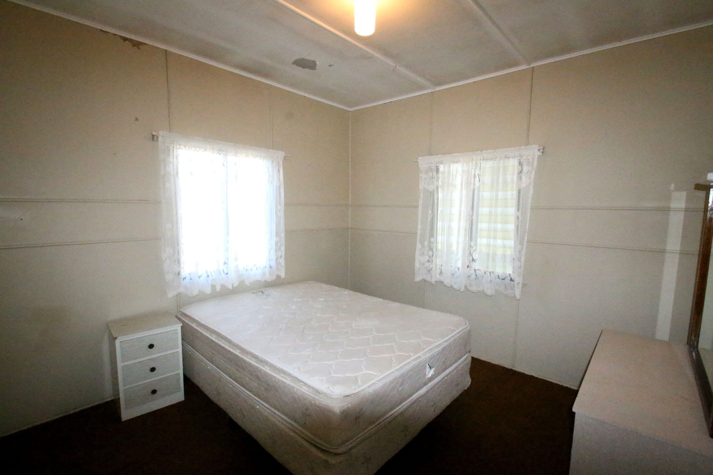 38 Kelvin Street, Monto QLD 4630, Monto - Thumbnail 5