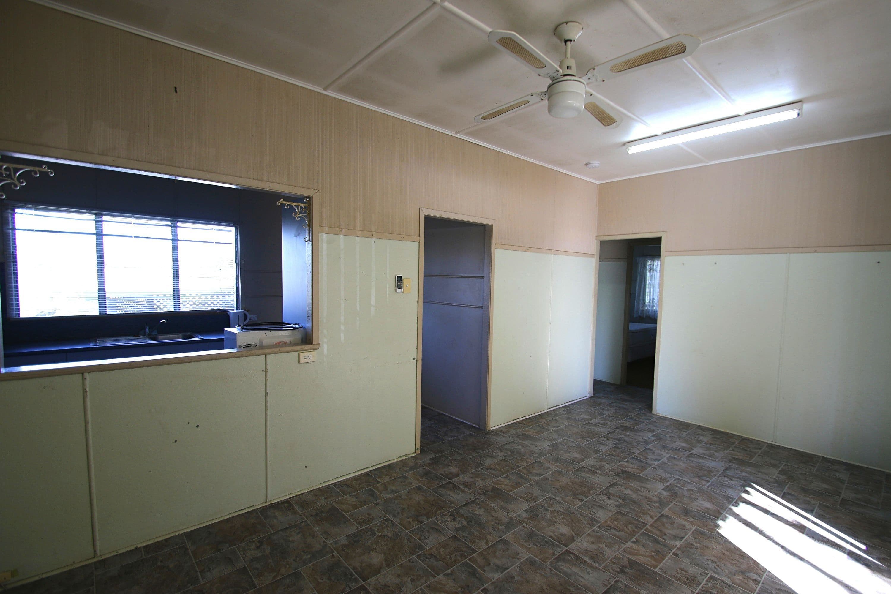 38 Kelvin Street, Monto QLD 4630, Monto - Thumbnail 8