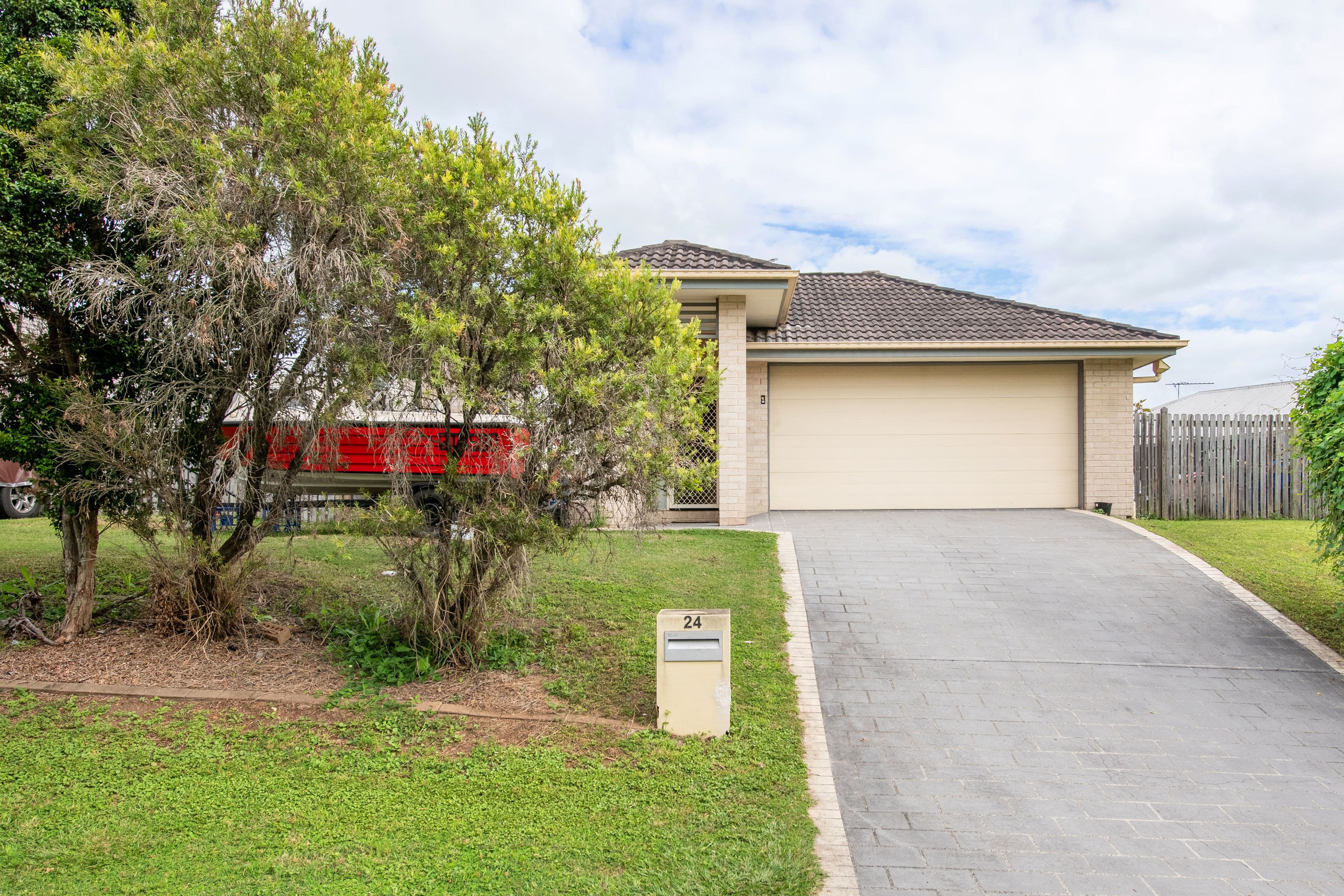 24 Penrose Circuit, Redbank Plains QLD 4301, Redbank Plains - Thumbnail 2
